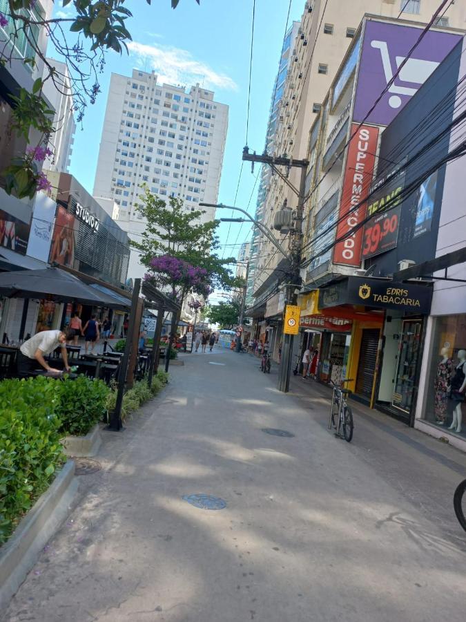 Calcadao Praia Central Balneário Camboriú Exterior foto